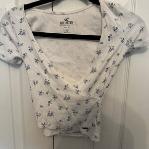 Hollister Top!